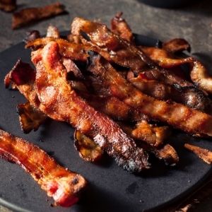 How Much Does a Slice of Bacon Weigh? (In Charts & Images) - Weigh School