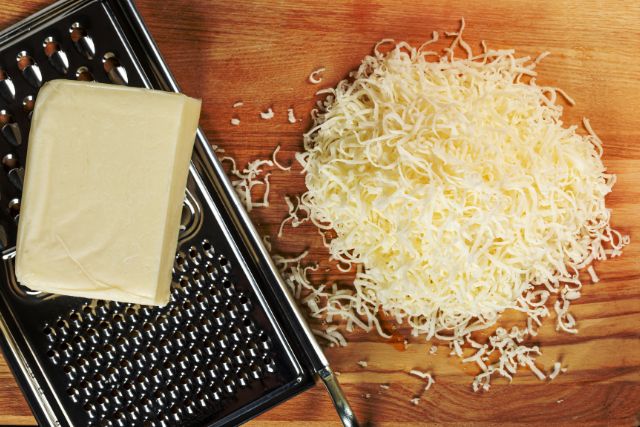 Mozzarella Cheese with grater