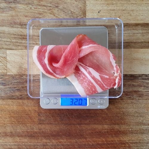 Weight of back bacon slice
