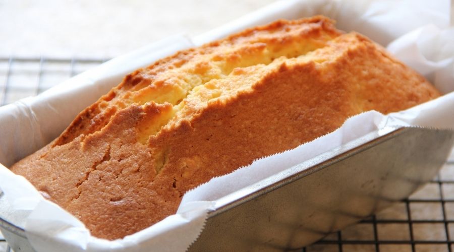 what a pound cake baked in a pound loaf tin looks like